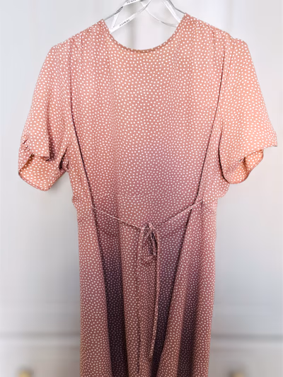 Minivestido rosa con lunares by Primark — pre-loved on Thrifted.mt
