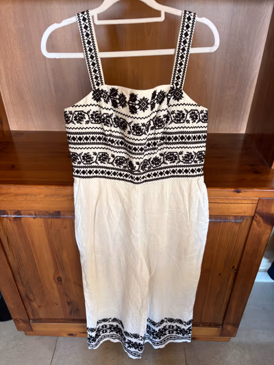 Embroidered linen blend jumpsuit by Boden — pre-loved on Thrifted.mt