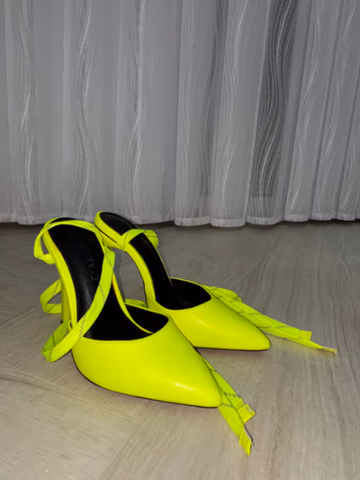 High heels — pre-loved on Thrifted.mt