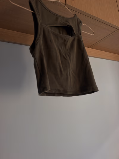 Olive Green Cut-Out Crop Top by Tally Weijl — pre-loved on Thrifted.mt