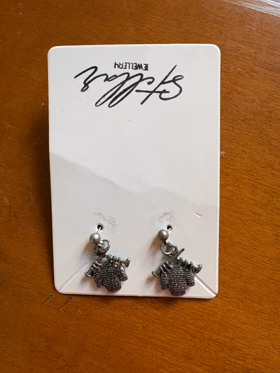  Jewellery Knitting Sweater Earrings — pre-loved on Thrifted.mt