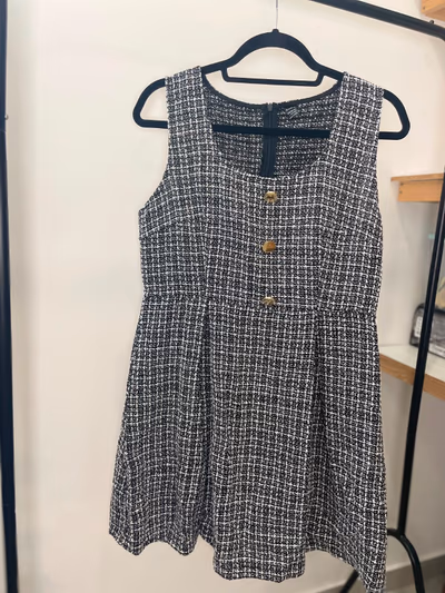 Tweed Buttoned Dress — pre-loved on Thrifted.mt