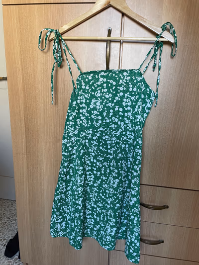 Shein dress — pre-loved on Thrifted.mt