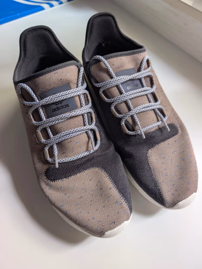Adidas Tubular Shadow PK Trainers EU49. 5/UK13. 5 by Adidas — pre-loved on Thrifted.mt