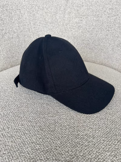 Classic Black Baseball Cap by Terranova — pre-loved on Thrifted.mt