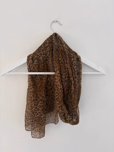 Leopard Print Lightweight Scarf — pre-loved on Thrifted.mt
