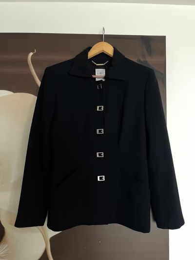 Black Tailored Button Front Jacket by Collection Allumette — pre-loved on Thrifted.mt