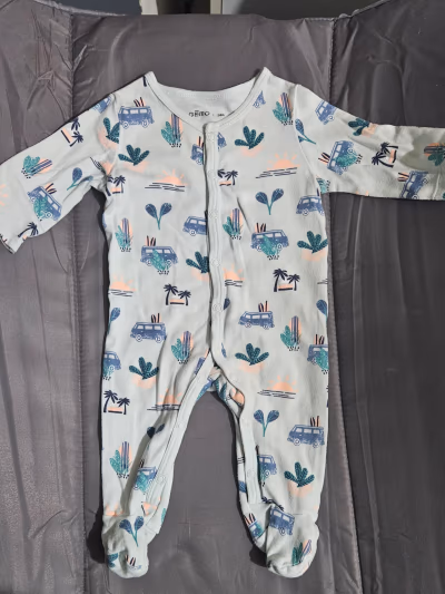 Baby Boys Printed Sleepsuit by Gémo — pre-loved on Thrifted.mt