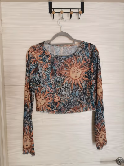 Sun print mesh crop top — pre-loved on Thrifted.mt