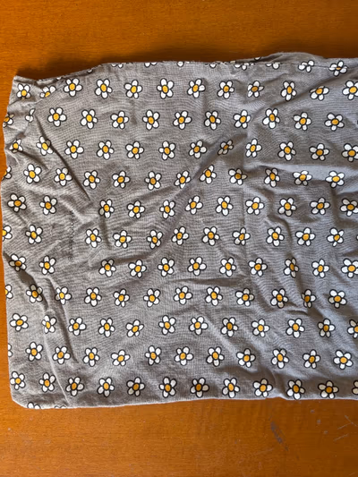 Women'secret Floral Drawstring Pouch by Women'secret — pre-loved on Thrifted.mt
