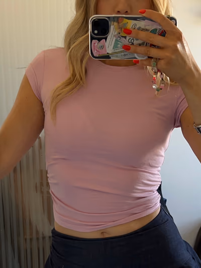Bershka Top Rosa / S by Bershka — pre-loved on Thrifted.mt