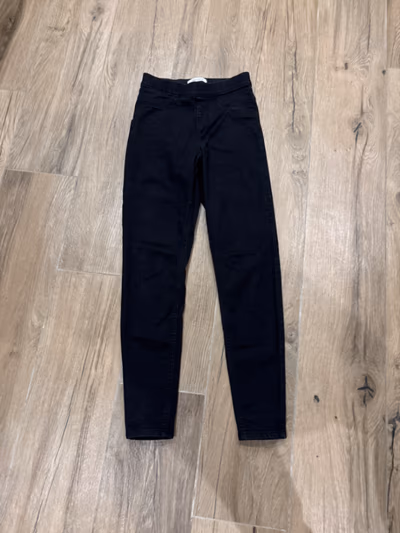 Black Skinny Fit Trousers by M&S — pre-loved on Thrifted.mt