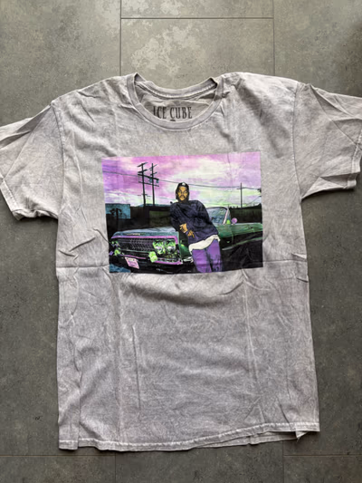 Ice Cube Graphic Print T-Shirt — pre-loved on Thrifted.mt