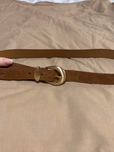 Brown Suede Effect Belt — pre-loved on Thrifted.mt
