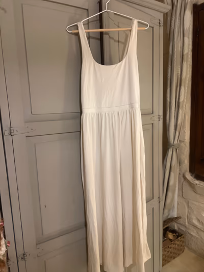 Cream sleeveless maxi dress by Next — pre-loved on Thrifted.mt