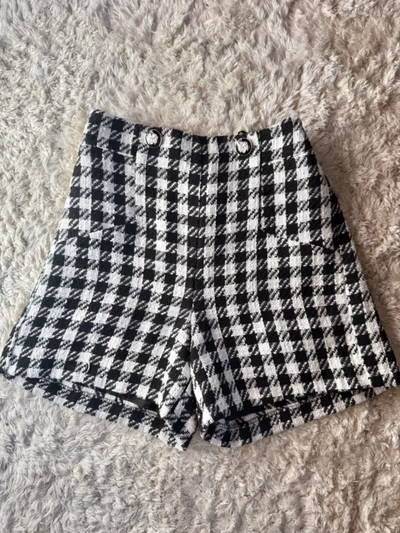 Black & White Checkered Tweed Shorts by Primark — pre-loved on Thrifted.mt