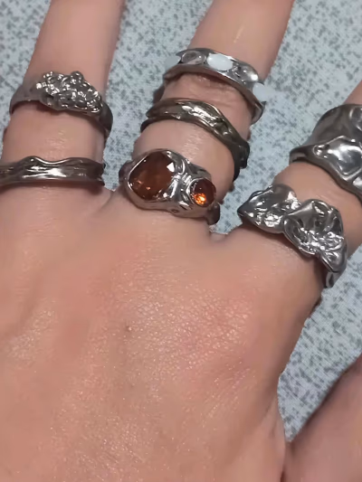 Set of unique silver-tone rings — pre-loved on Thrifted.mt