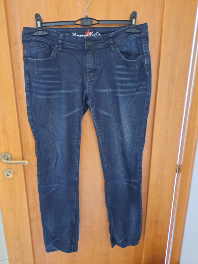 Buena Vista Dark Wash Jeans by Buena Vista — pre-loved on Thrifted.mt