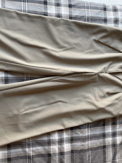 Sage grew tailored high-waisted trousers by Kiabi — pre-loved on Thrifted.mt