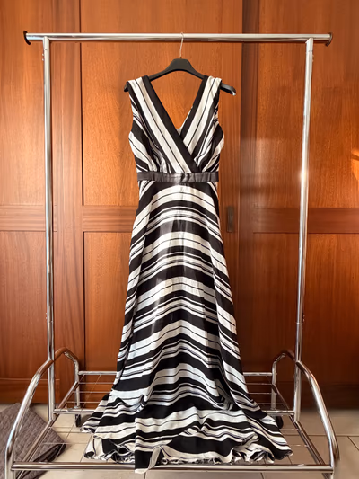 Atmoshphere White-Black Dress — pre-loved on Thrifted.mt