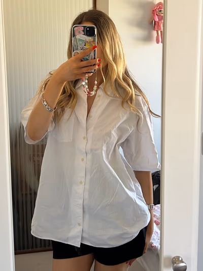 Camicia estiva con bottoni / Taglie: S-M-L by PASCHA — pre-loved on Thrifted.mt
