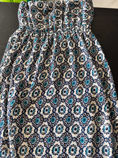 Geometric Print Strapless Maxi Dress — pre-loved on Thrifted.mt