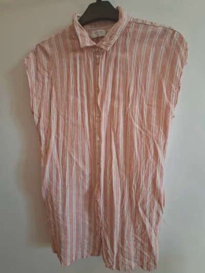 Pink and white striped shirt dress by Papaya — pre-loved on Thrifted.mt