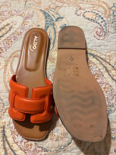 Aldo Orange Pillow Walk Sandals by ALDO — pre-loved on Thrifted.mt