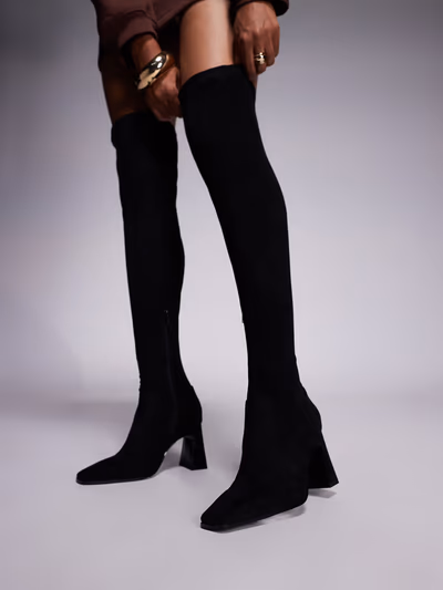 over the knee boots in black suedette — pre-loved on Thrifted.mt