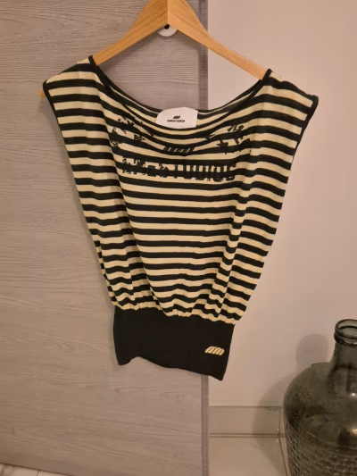 Eme striped off shoulder top by EMESTUDIOS — pre-loved on Thrifted.mt