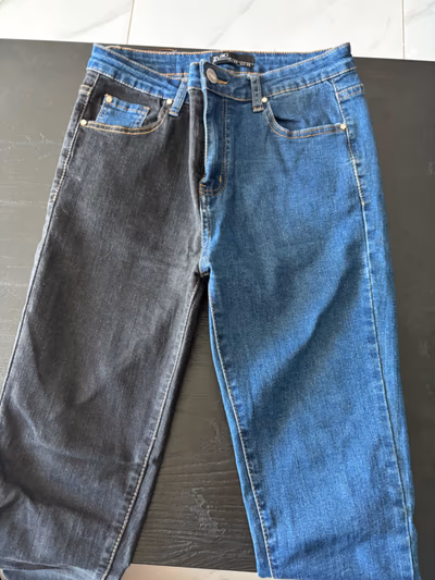 Two-Tone Colourblock Denim Jeans — pre-loved on Thrifted.mt