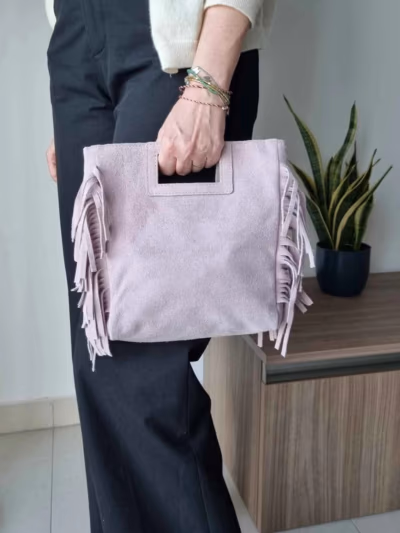 Bolso con flecos de ante «Chich» — pre-loved on Thrifted.mt