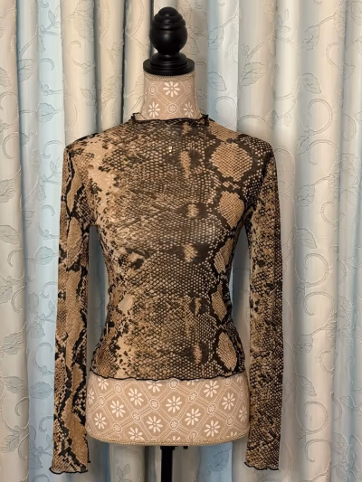 Top de malla Windsor Y2K by Windsor — pre-loved on Thrifted.mt