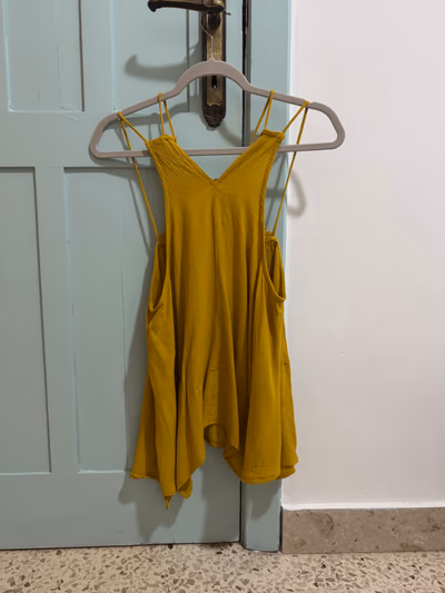 Yellow floral embroidered strappy top by Piazza Italia — pre-loved on Thrifted.mt