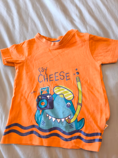 Orange baby graphic tee by Blue Seven — pre-loved on Thrifted.mt