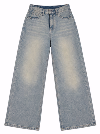 High Wasted Jeans by SHEIN — pre-loved on Thrifted.mt