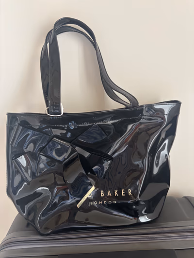 Ted Baker Black Icon Tote by Ted Baker — pre-loved on Thrifted.mt