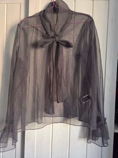 Sheer grey tie-neck blouse — pre-loved on Thrifted.mt