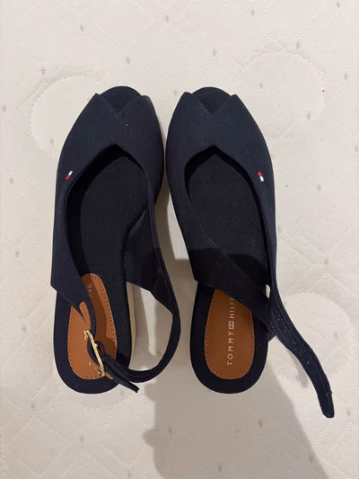 Tommy Hilfiger navy wedge sandals by Tommy Hilfiger — pre-loved on Thrifted.mt
