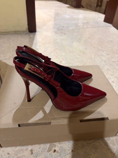 Patent Faux Leather Heels — pre-loved on Thrifted.mt