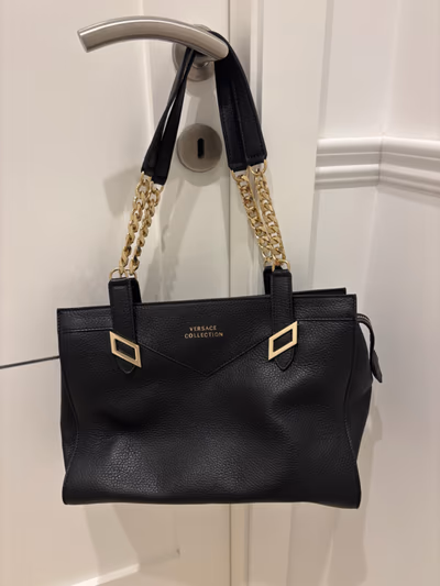 Borsa nera della collezione Versace by Versace Collection — pre-loved on Thrifted.mt