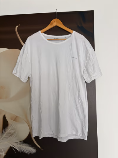 Paul Smith white cotton t-shirt by Paul Smith — pre-loved on Thrifted.mt