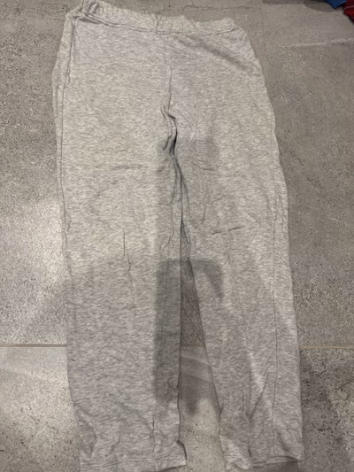 Grey jersey lounge trousers by Uni-qlo — pre-loved on Thrifted.mt