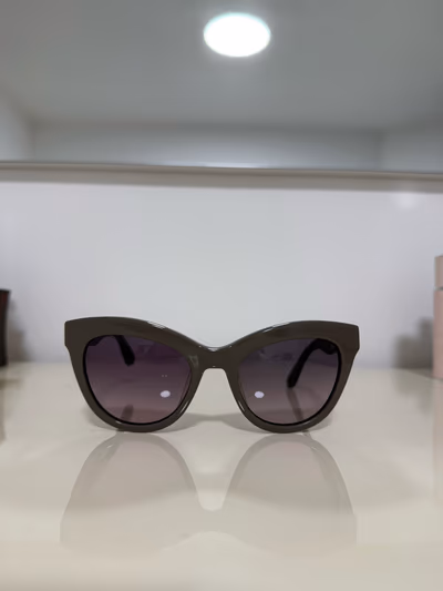 Marc by Marc Jacobs sunglasses by Marc by Marc Jacobs — pre-loved on Thrifted.mt
