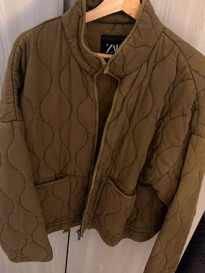 Zara Khaki Quilted Zip Jacket by Zara — pre-loved on Thrifted.mt