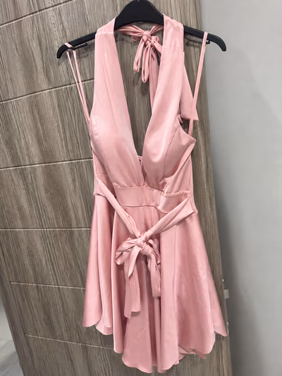 Pink satin halter neck dress — pre-loved on Thrifted.mt