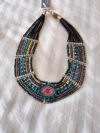 Parfois Beaded Statement Necklace by Parfois — pre-loved on Thrifted.mt