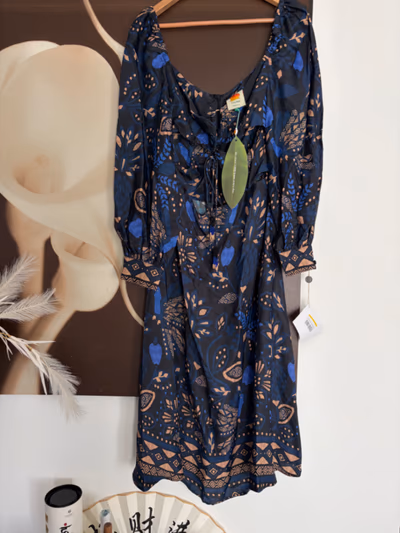 Farm Rio Printed Midi Dress by Farm Rio — pre-loved on Thrifted.mt