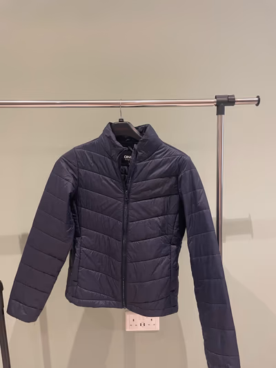 Only Padded Navy Jacket by ONLY — pre-loved on Thrifted.mt