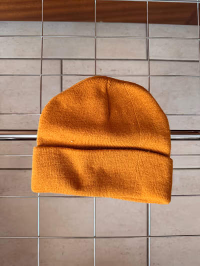 Mustard Beanie — pre-loved on Thrifted.mt